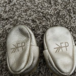 Gold Freshly Picked shoes size 1